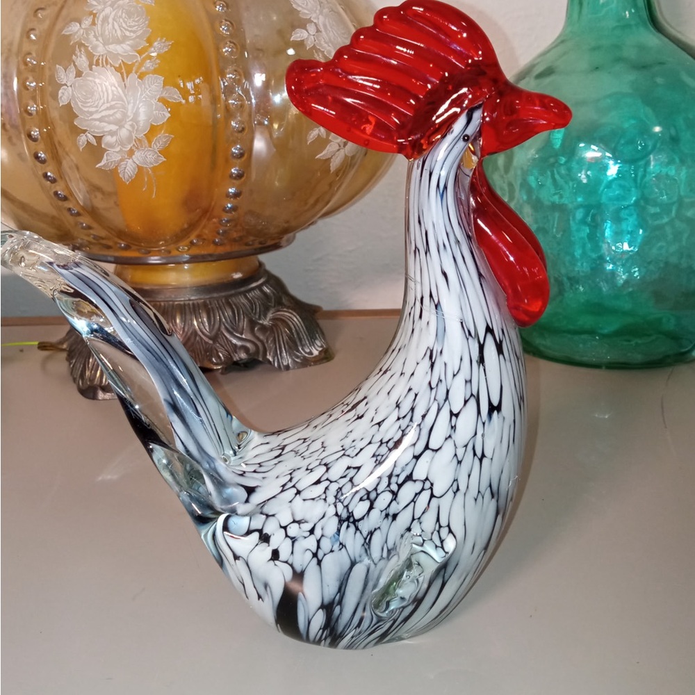Elegant Glass Rooster Figurine - Red and Black